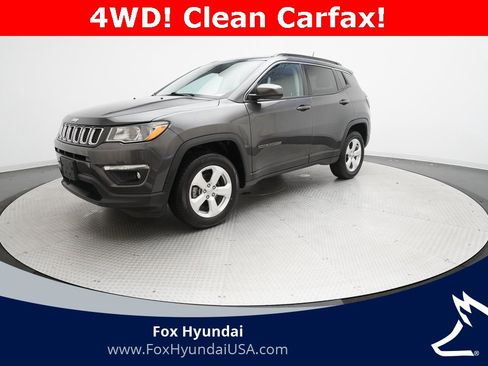 Used 2020 Jeep Compass Latitude w/ Cold Weather Group image 1