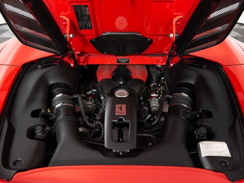 Used 2017 Ferrari 488 Spider RWD image 19
