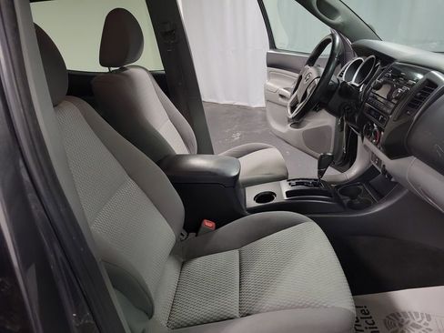 Used 2012 Toyota Tacoma 4x4 Double Cab w/ Convenience Pkg image 21
