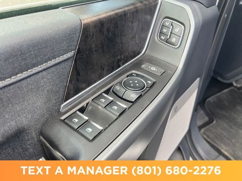 Used 2023 Ford F450 Lariat w/ Chrome Package AWD/4WD image 11