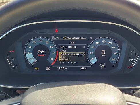 Used 2025 Audi Q3 2.0T Premium image 18