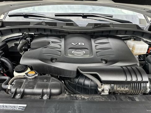 Used 2024 Nissan Armada SL w/ Captain's Chairs Package AWD/4WD image 59