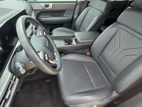 Used 2025 Hyundai Santa Fe SEL FWD image 16