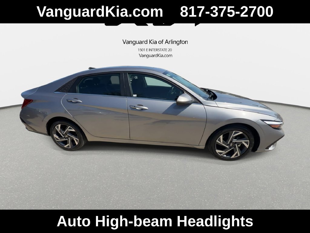 Used 2025 Hyundai Elantra SEL FWD image 10
