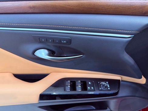 Certified 2024 Lexus ES 350 350 PREMIUM/CARPLAY/PARK AST/L image 16