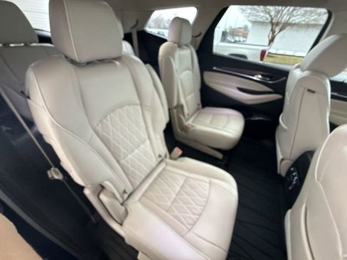 Certified 2024 Buick Enclave Avenir w/ Avenir Technology Package image 27