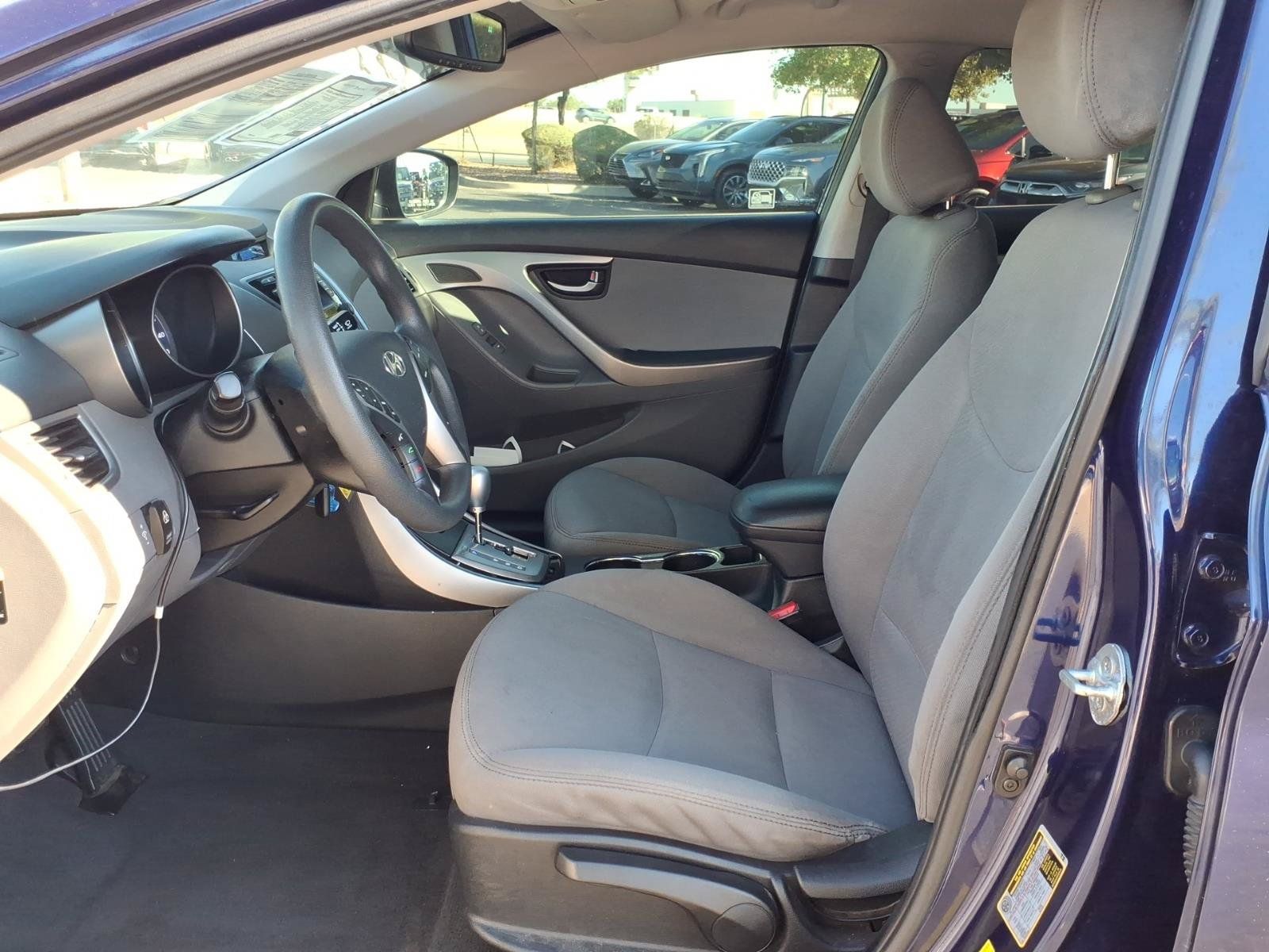 Used 2013 Hyundai Elantra GLS FWD image 11
