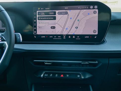 New 2026 Audi Q3 quattro 2.0T image 13