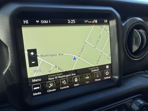 Used 2023 Jeep Wrangler Unlimited Willys image 14