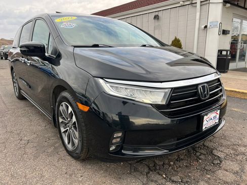 Used 2022 Honda Odyssey EX-L image 3