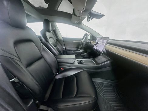 Used 2022 Tesla Model 3 Long Range AWD/4WD image 31