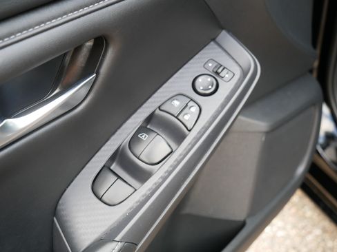 Certified 2023 Nissan Sentra SV FWD image 19
