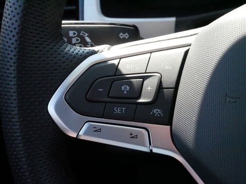 Certified 2023 Volkswagen Atlas Cross Sport SEL Premium R-Line image 24