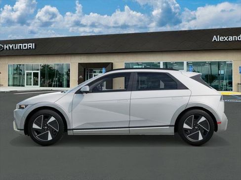 New 2026 Hyundai Ioniq 5 Limited RWD image 3
