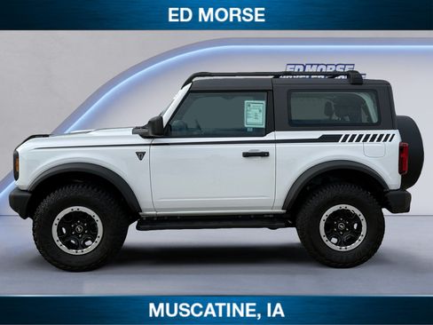 Used 2023 Ford Bronco 2-Door w/ Sasquatch Package AWD/4WD image 2