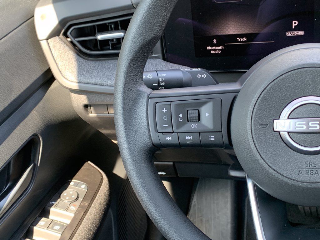 New 2027 Nissan Kicks S FWD image 9