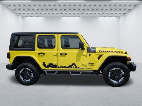 Used 2022 Jeep Wrangler Unlimited Rubicon w/ Steel Bumper Group AWD/4WD image 3
