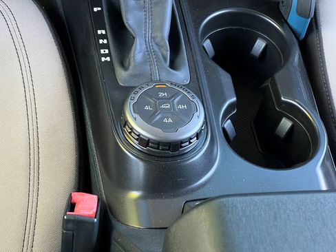 Used 2022 Ford Bronco Wildtrak image 25