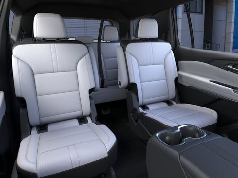 New 2026 Chevrolet Traverse High Country AWD/4WD image 17