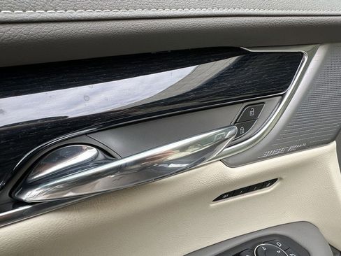 New 2025 Cadillac XT6 Premium Luxury image 19