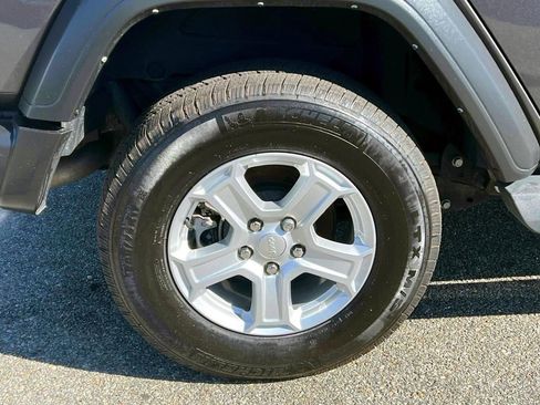 Certified 2021 Jeep Wrangler Unlimited Sport image 11