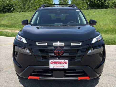 New 2026 Nissan Rogue SV AWD/4WD image 3