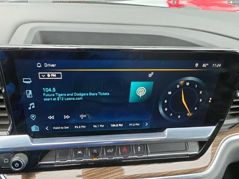 Certified 2022 Chevrolet Silverado 1500 LT AWD/4WD image 5