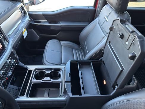 New 2026 Ford F350 Platinum w/ FX4 Off-Road Package image 31