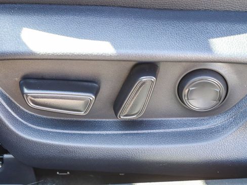 Used 2026 Toyota Camry Hybrid w/ Multimedia Upgrade Package image 27