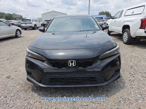 Used 2023 Honda Civic LX image 3