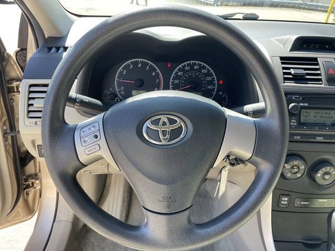 Used 2013 Toyota Corolla L FWD image 16