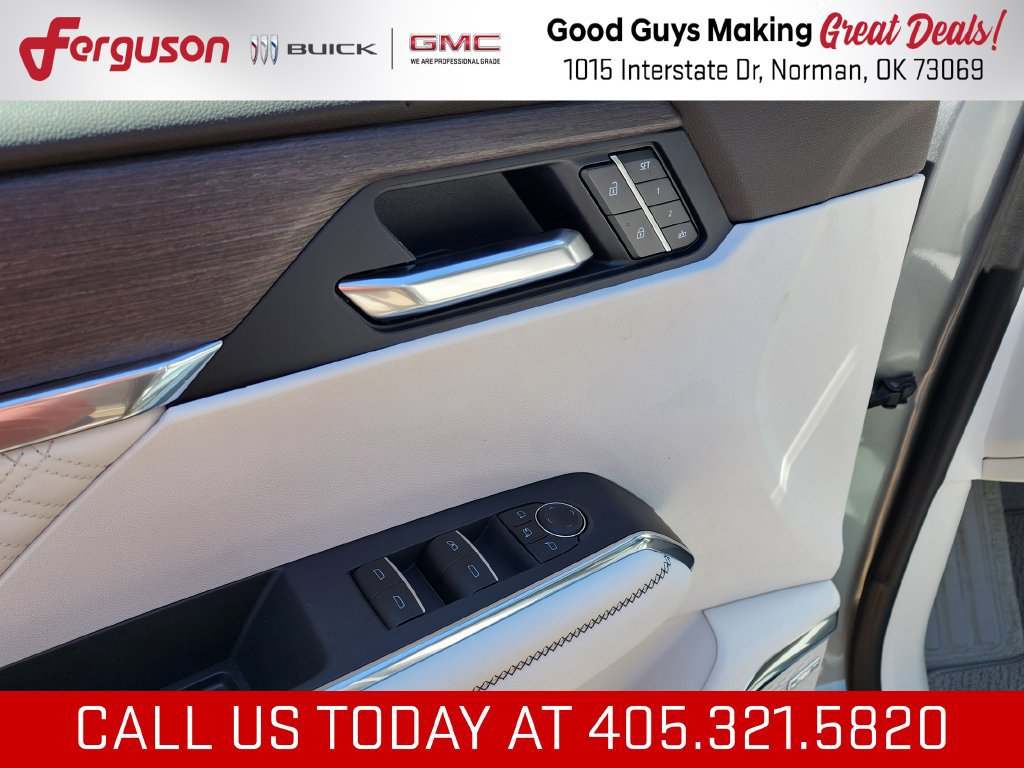 New 2026 GMC Acadia Denali w/ Super Cruise Package FWD image 12