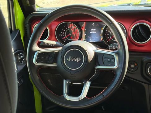 Used 2021 Jeep Wrangler Unlimited Rubicon AWD/4WD image 13