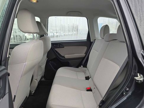 Used 2015 Subaru Forester 2.5i w/ Alloy Wheel Package image 16