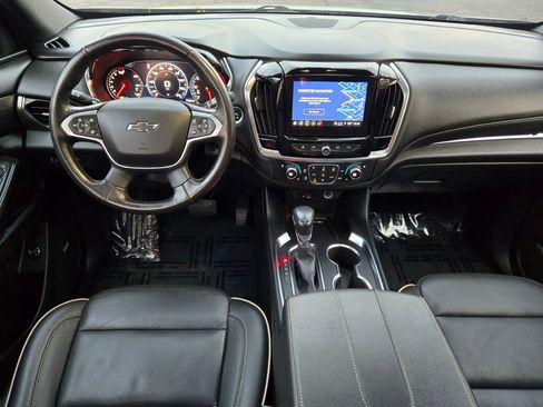 Certified 2022 Chevrolet Traverse Premier w/ Redline Edition image 20