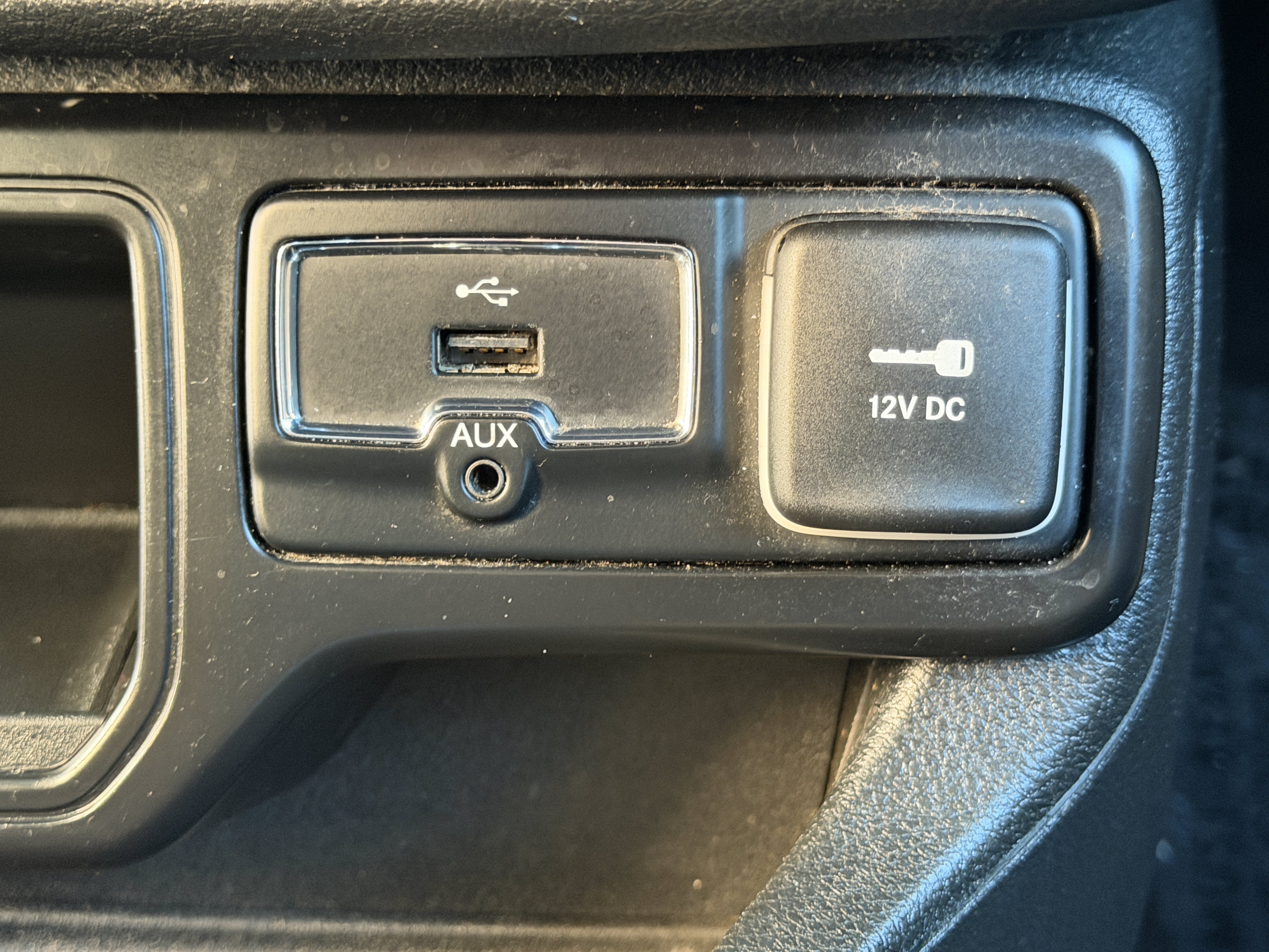 Certified 2019 Jeep Renegade Altitude w/ Quick Order Package 22M FWD image 24