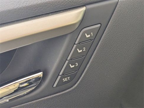 Used 2022 Lexus RX 350L FWD w/ Premium Package image 11