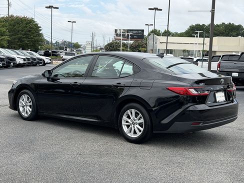 Used 2025 Toyota Camry LE FWD image 3