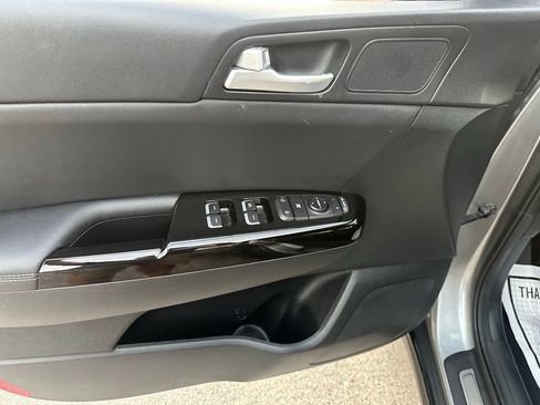 Used 2022 Kia Sportage Nightfall Edition w/ Nighfall AWD Premium Package image 23