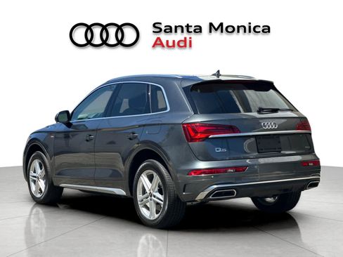 Used 2023 Audi Q5 e Premium w/ Convenience Package AWD/4WD image 6