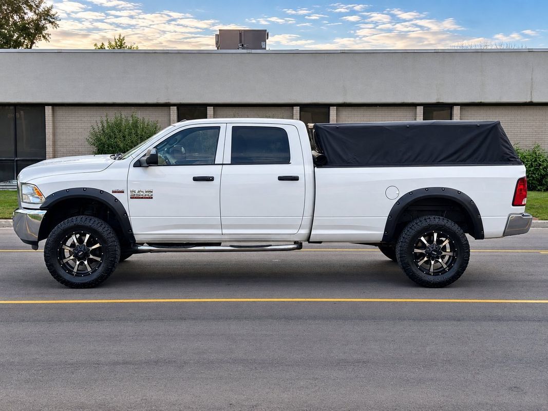 Used 2016 RAM 3500 Tradesman w/ Chrome Appearance Group AWD/4WD image 2