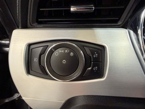 Used 2017 Ford Mustang GT Premium w/ Equipment Group 401A RWD image 19