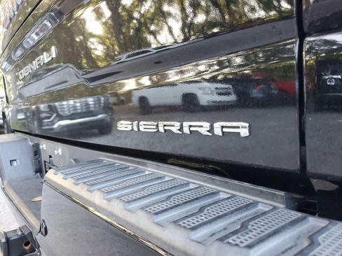 Used 2021 GMC Sierra 1500 Denali w/ Denali Ultimate Package AWD/4WD image 7