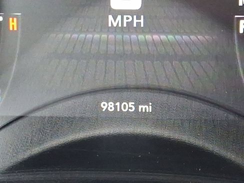 Used 2022 Dodge Challenger SXT w/ Plus Package AWD/4WD image 13