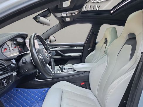 Used 2018 BMW X6 M w/ Executive Package image 9