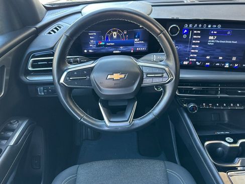 Certified 2024 Chevrolet Traverse LT image 17