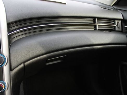 Used 2015 Chevrolet Malibu LT w/ Power Convenience Package image 17