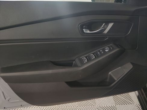 Certified 2025 Honda Accord SE image 12