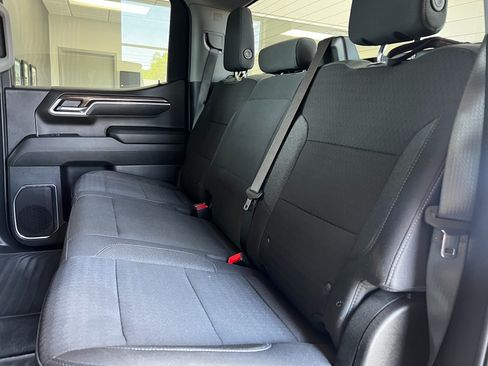 Used 2025 Chevrolet Silverado 1500 LT AWD/4WD image 23