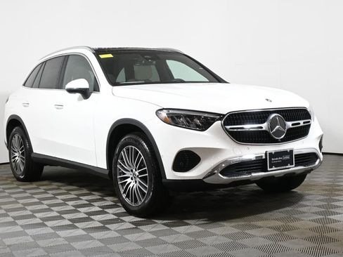 Certified 2026 Mercedes-Benz GLC 300 4MATIC image 9